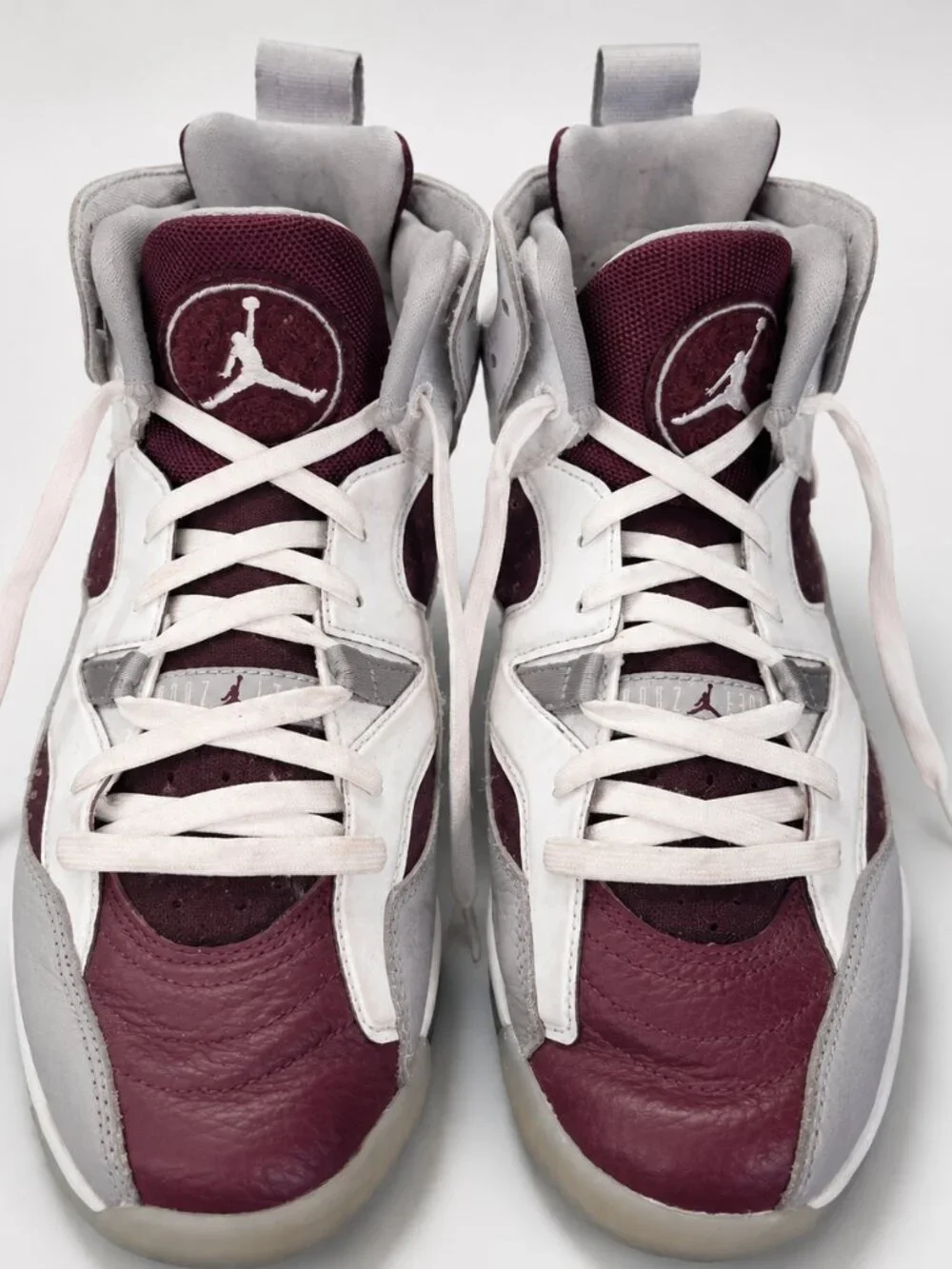 Air Jordan 8 Retro “Burgundy”